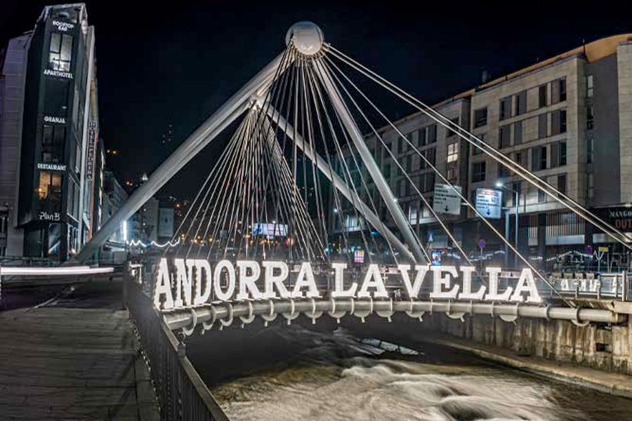 Forfait (Centre & Aéroport TLS)↔ Andorre-la-Vella